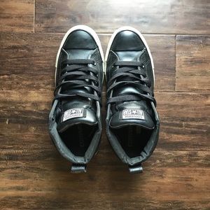 Black Hi Top Converse 6.5